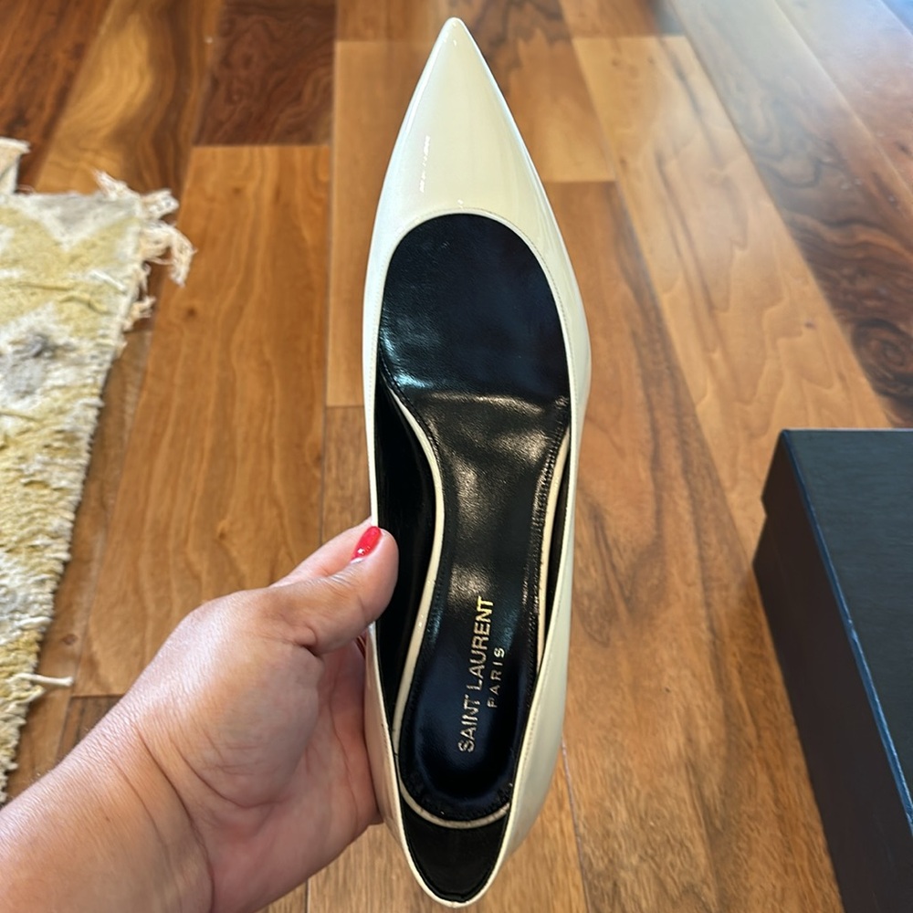Yves Saint Laurent White Patent Leather Pointed-Toe Pumps - Picture 6 of 7